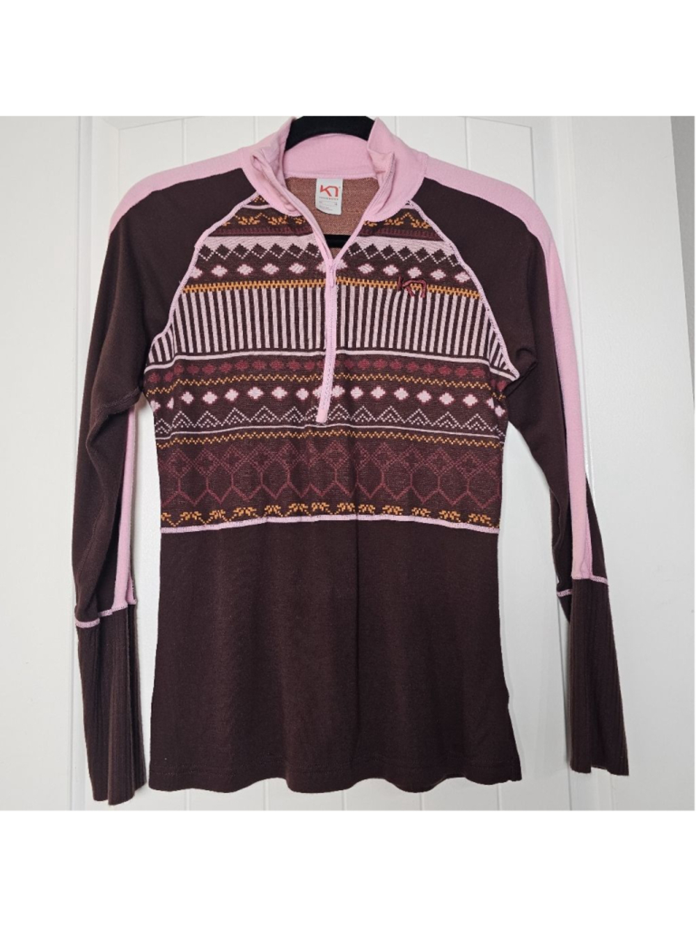 Kari Traa medium maroon, pink, orange base layer pullover